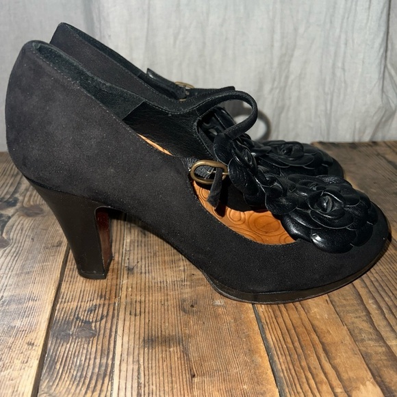CHIE MIHARA Black Leather PLATFORM PUMPS FLORAL APPLIQUE Black HEELS Size 8.5 - Picture 6 of 11